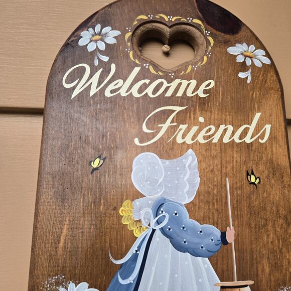 Vintage Hand Painted Folk Art Daisy Amish Lady Welcome Friends Cutting Board - Picture 4 of 11